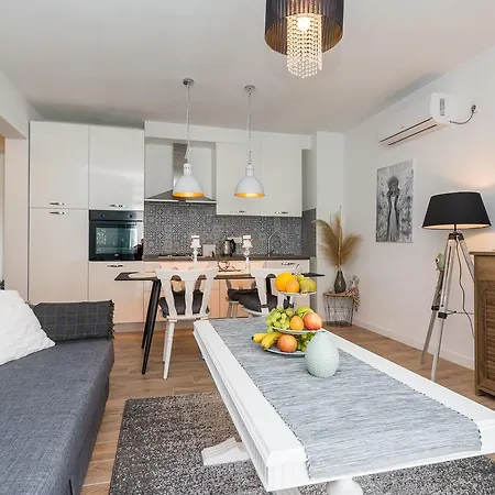 Guest house Marta 4*