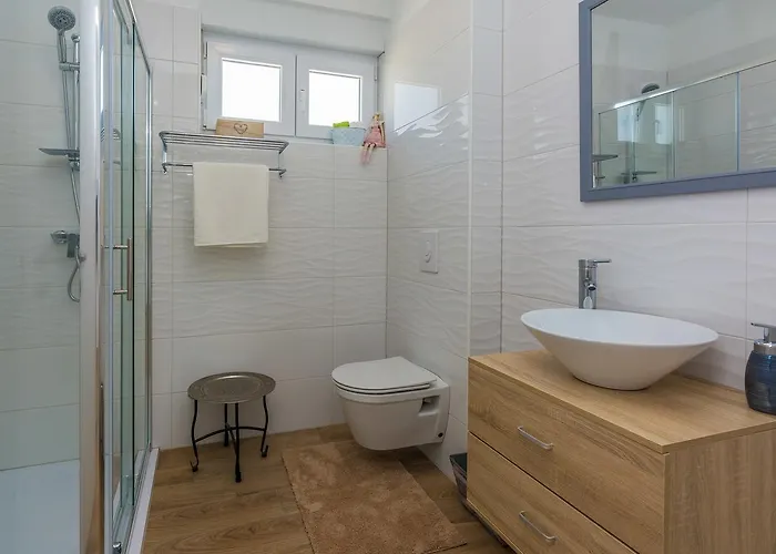 Marta Guest house 4*